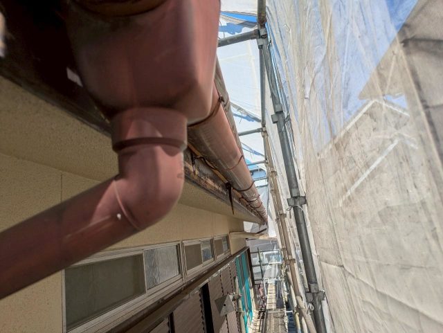 姫路市の老朽化した雨樋